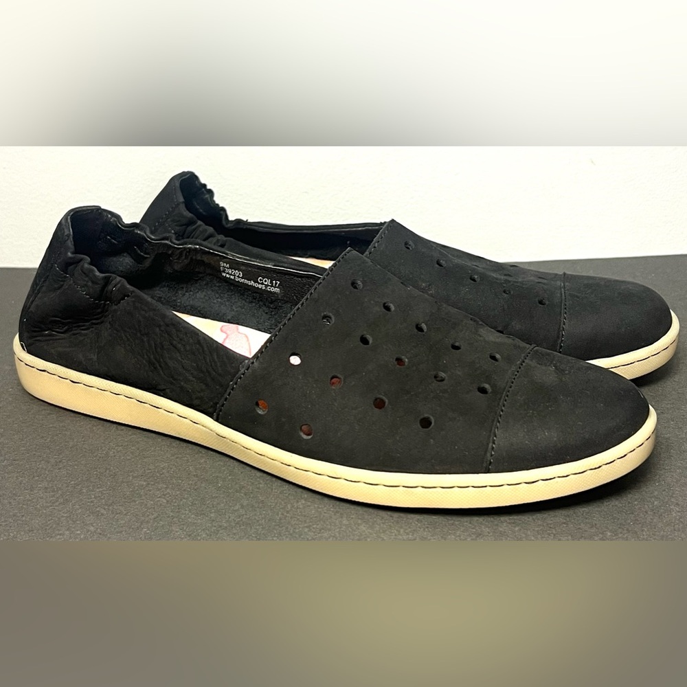 Born- Black Shoes, Size:9, Loafer flats, Pre-Owned